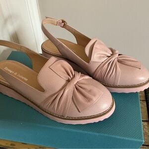 Django and Juliette Women's Pink Bow Leather Slingback Loafers, Size 36